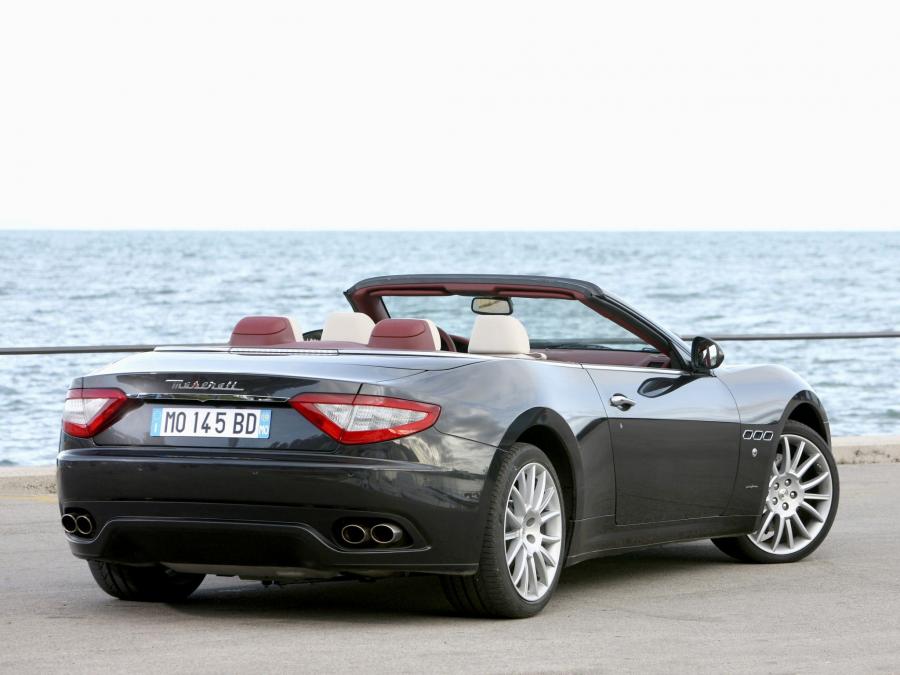  Maserati GranCabrio 2010 года  (фото 87 из 101)